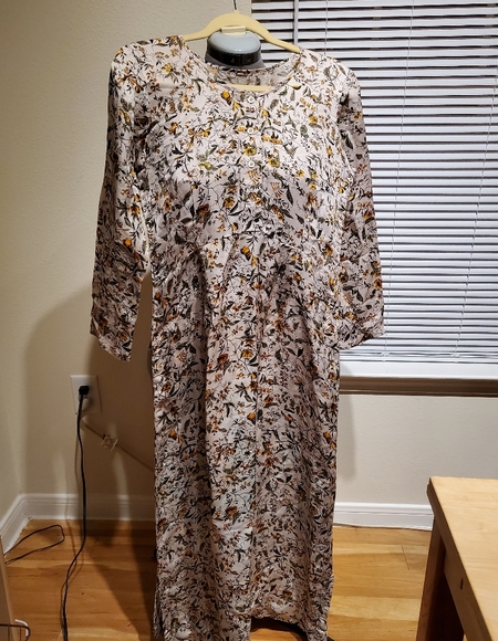 *SALE* Romantic MIDI Dress - Picture 2 of 5